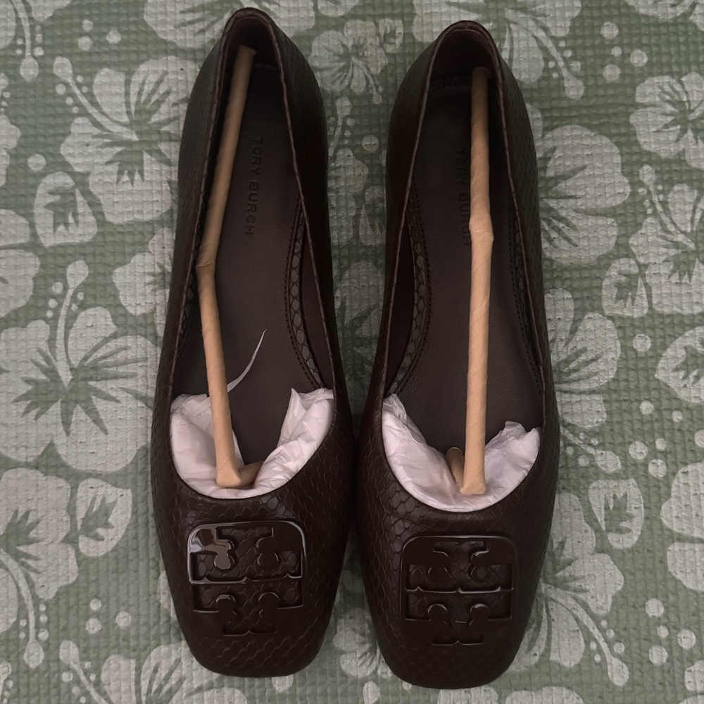 Ballet Flats - Picture 2 of 5